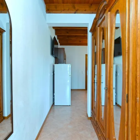 Apartamento Apartments Zeljko 2082 Pula
